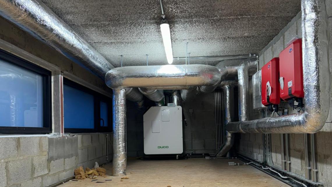 ventilation mécanique contrôlée double flux (nouvelle construction) placée dans le grenier d'un de nos client